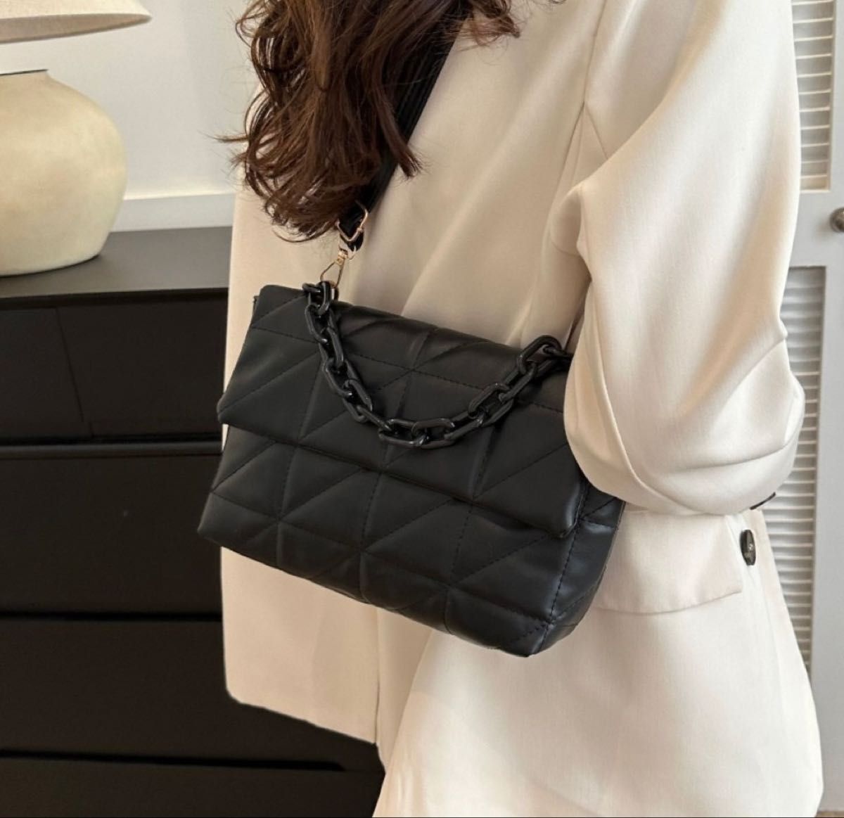 キルティング ショルダーバッグ ブラック 黒 レディース 斜め掛け 2way