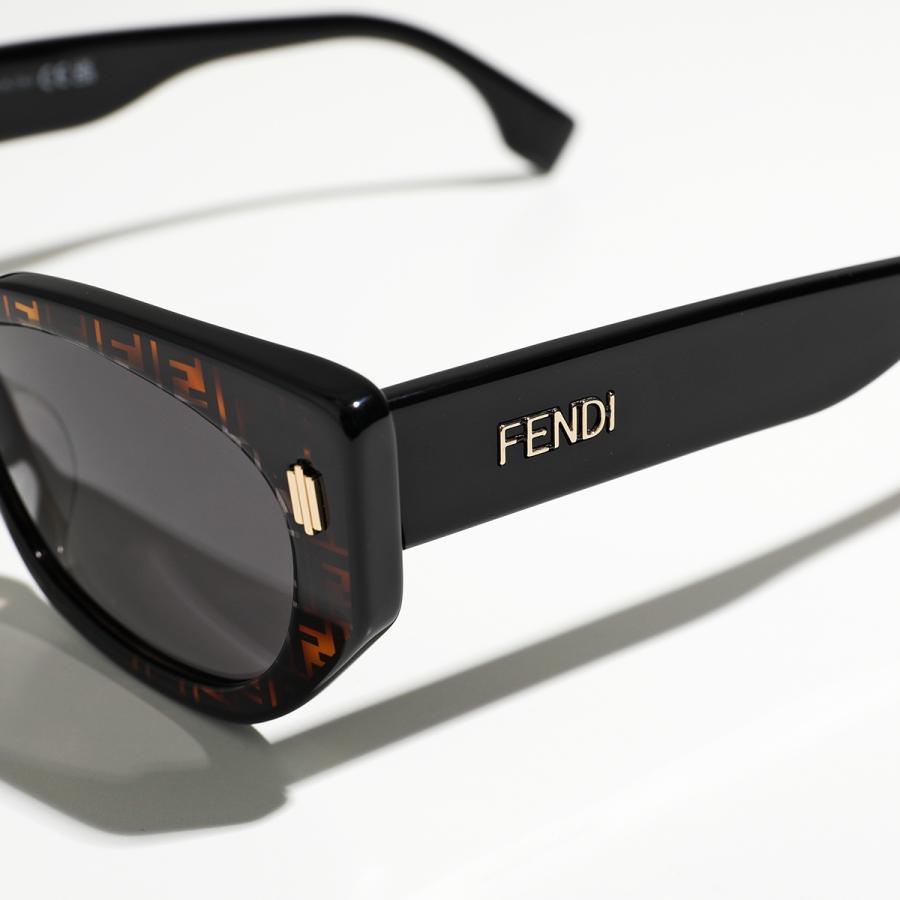 FENDI（フェンディ） サングラス FE40018I レディース スクエア型
