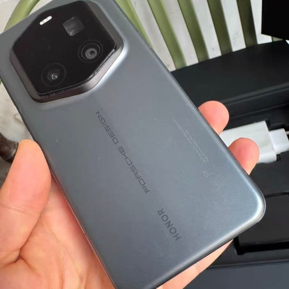 スマートフォン本体 HONOR Magic7 RSR Agate Grey Global Amazon.com: HONOR Magic7 Pro Dual-SIM 1TB ROM + 16GB RAM (GSM Only